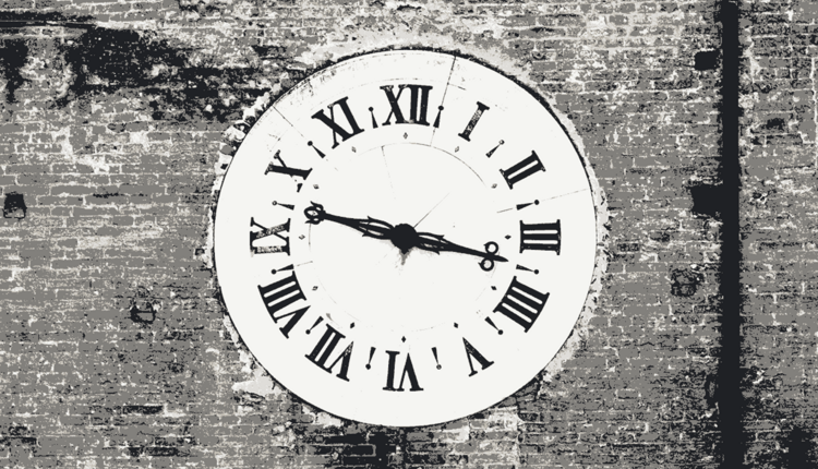 Tb clock roman